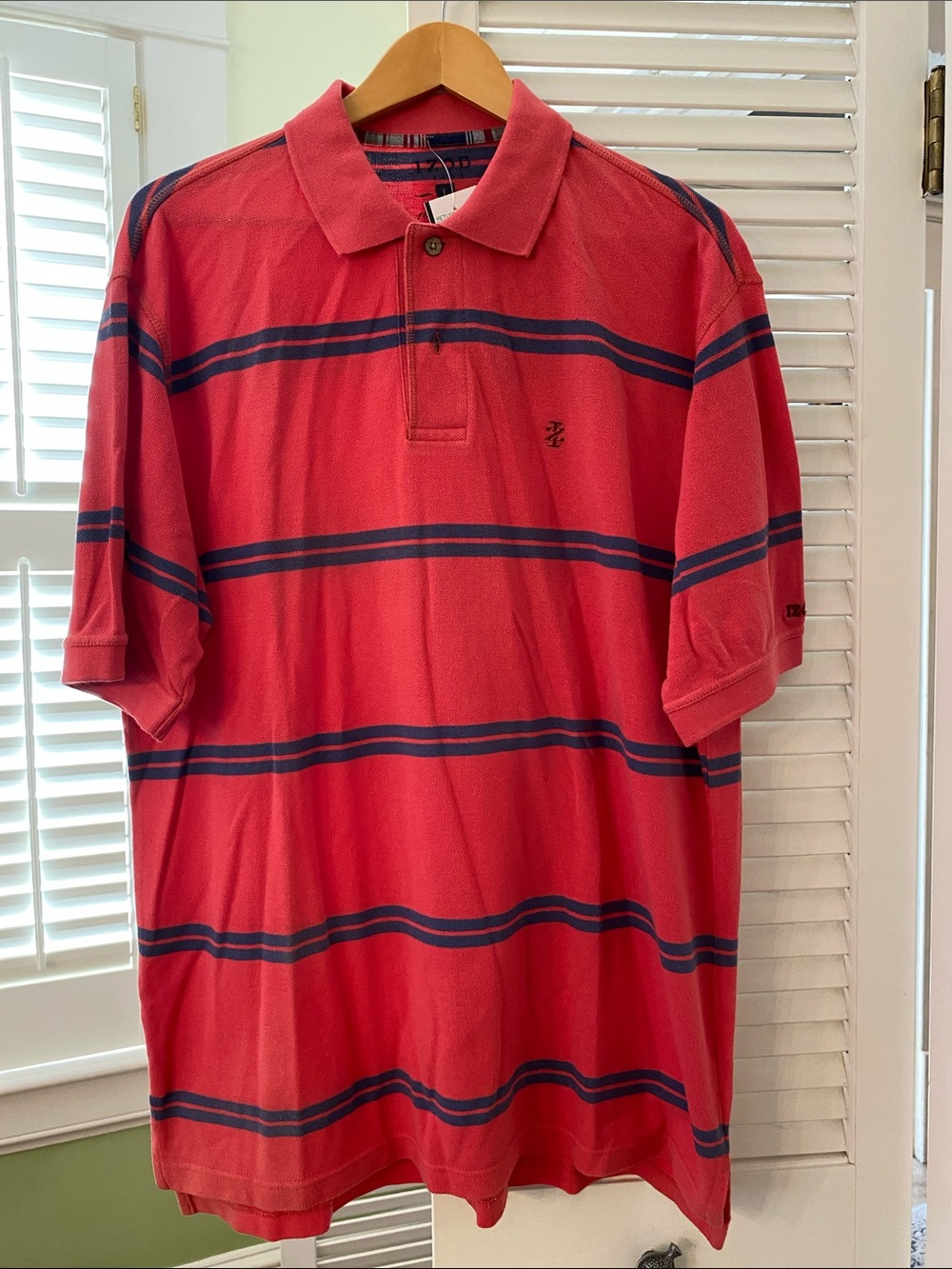 Izod Red Blue Stripe Men’s Short Sleeve Polo Shirt Size Large New with Tags